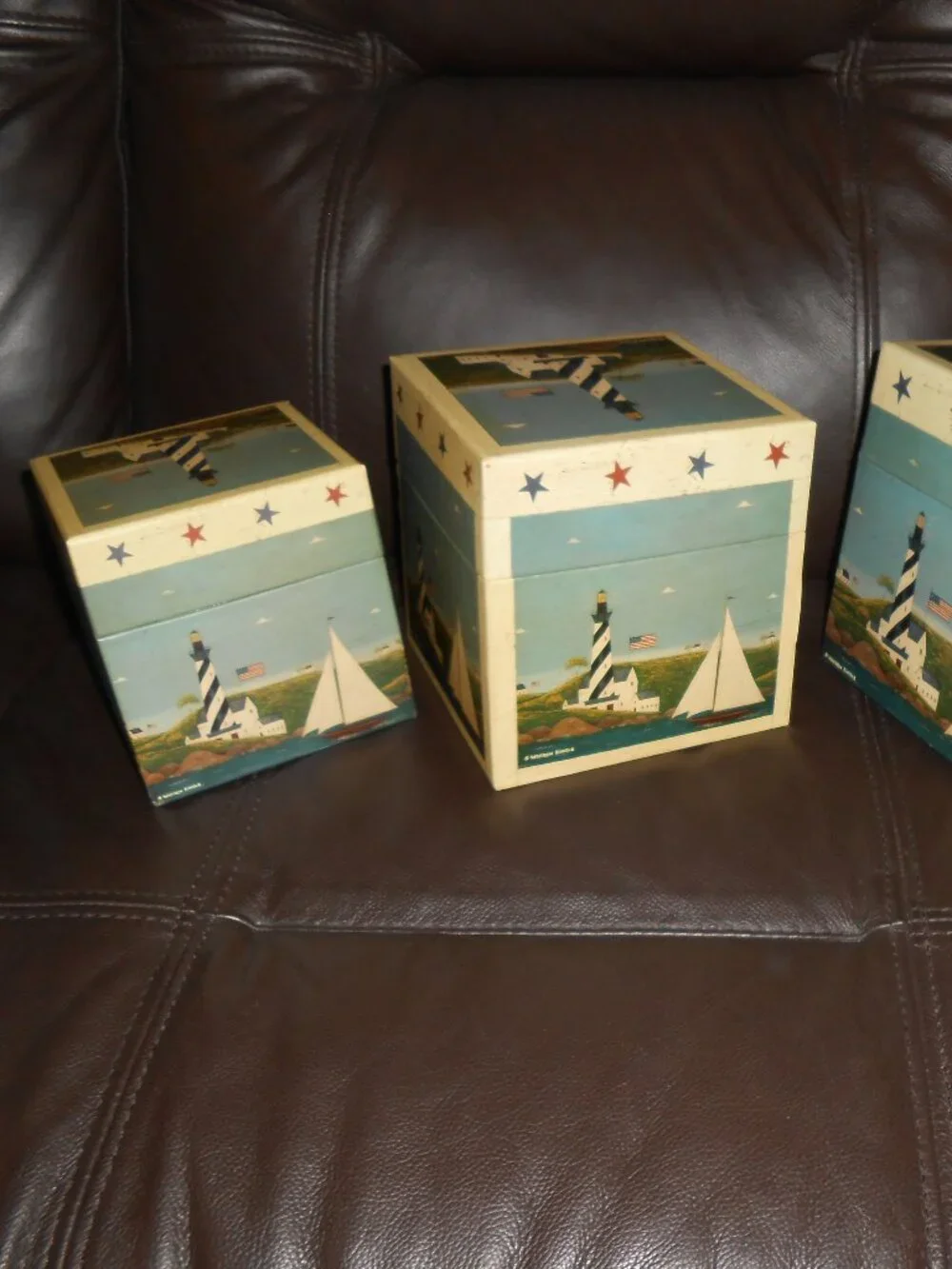 Warren Kimble Coastal Breeze 3 decorative nesting stacking boxes 6 placemats